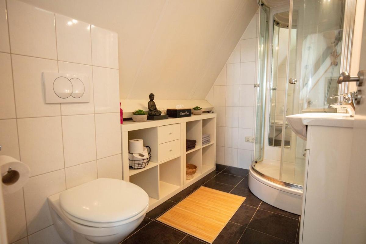 Vakantiehuis De Drie Bruggen Apartment วาลเคินสวาร์ด ภายนอก รูปภาพ